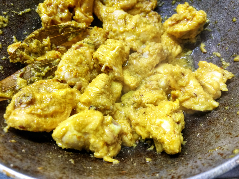 thick gravy chicken curry recipe step 10