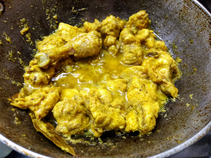 thick gravy chicken curry recipe step 13